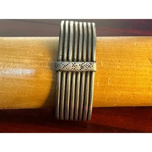 VTG Sterling Silver Ribbed Cuffed Bracelet Brutalist Tribal Southwestern 96gm - Picture 3 of 6